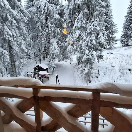 3 Ovecky , Alpehytte *
